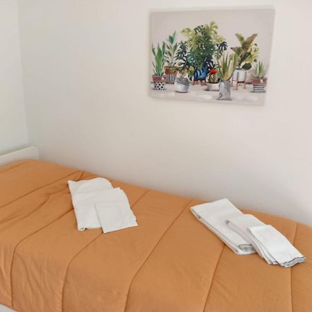 La Villetta Di Zio Claudio A Vada - 6 Posti Letto المظهر الخارجي الصورة