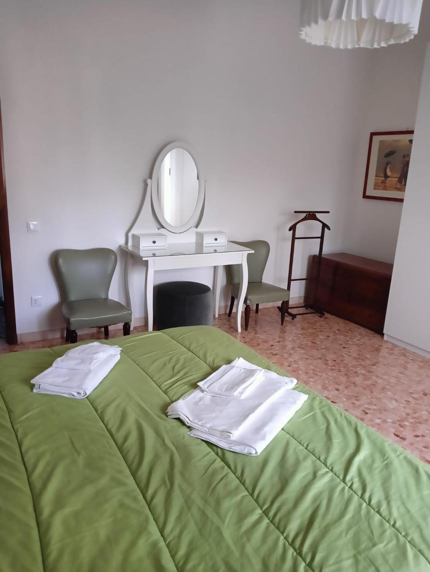 La Villetta Di Zio Claudio A Vada - 6 Posti Letto المظهر الخارجي الصورة